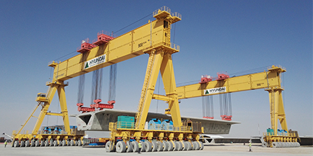 Straddle Carrier